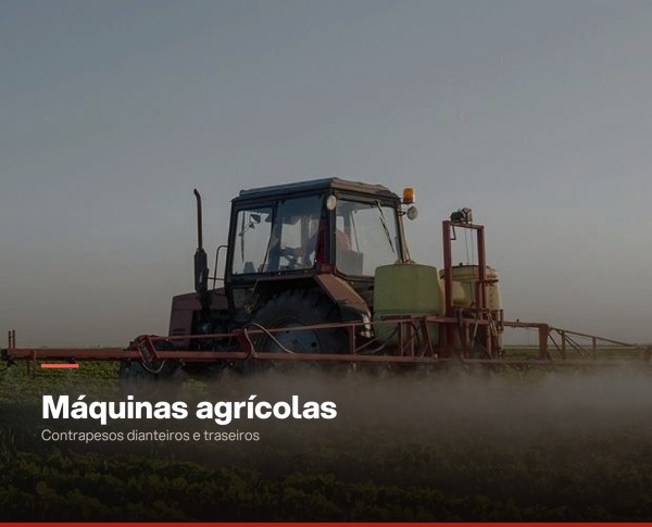 Trator utilizando um contrapeso de trator para o trabalho no field
